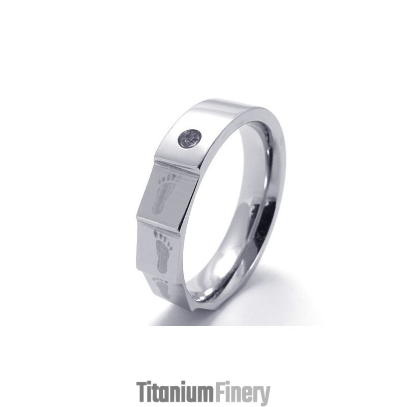 Elegant Shape Color Brilliancy Durable In Use Titanium Ring Elegant Shape Color Brilliancy Durable In Use Titanium Ring