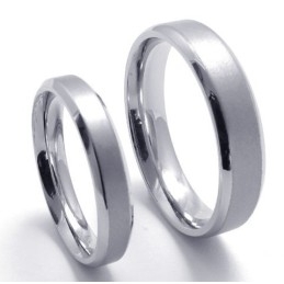 Rational Construction Color Brilliancy Selling Well All Over The World Titanium Ring