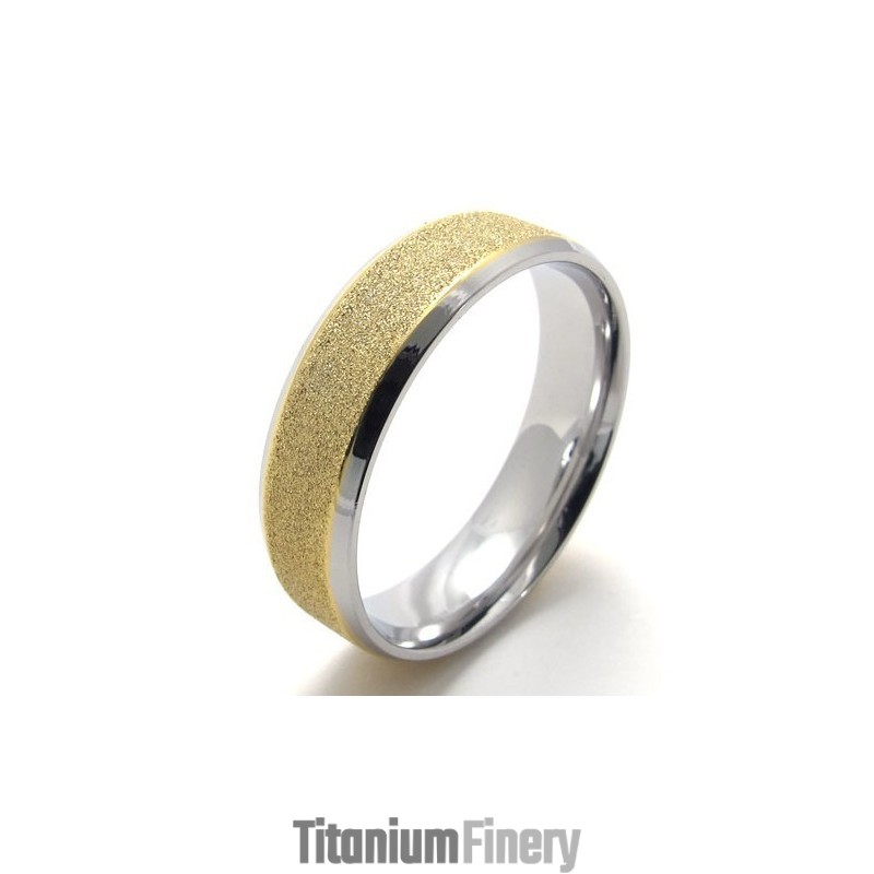 Elegant Shape Color Brilliancy Superior Quality Titanium Ring Elegant Shape Color Brilliancy Superior Quality Titanium Ring