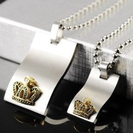 Sweetheart Lovers Titanium Necklaces Pendants With Gold Crown
