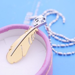 Fashion Flying Feather Titanium Necklace Pendant