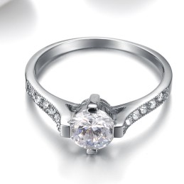 Durable In Use Female Titanium Ring With Rhinestone