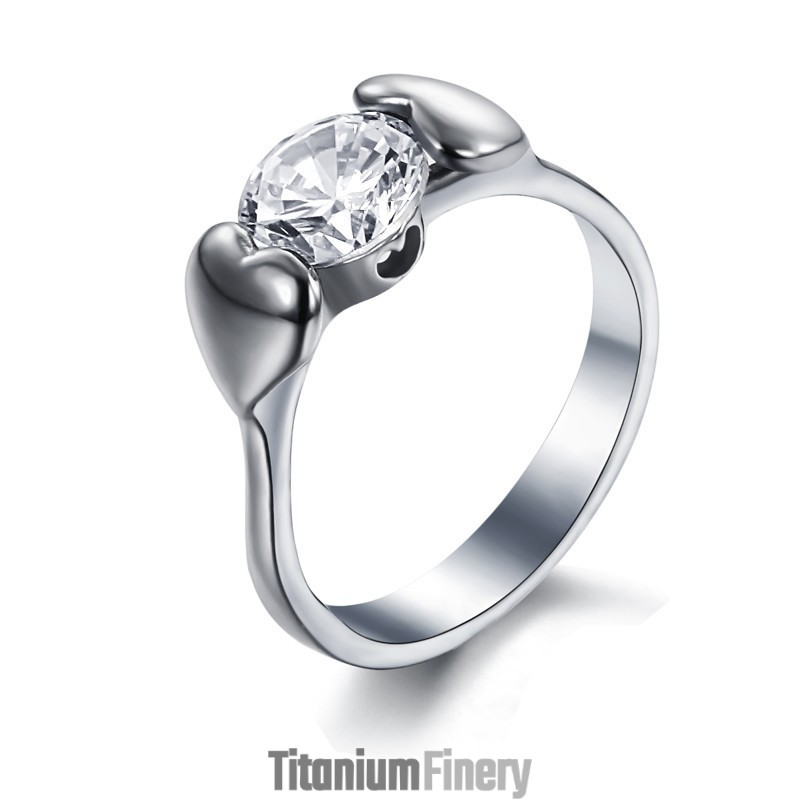 Stable Quality Female Titanium Ring With Rhinestone Stable Quality Female Titanium Ring With Rhinestone