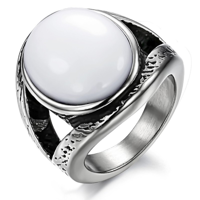 Selling Well All Over The World Exaggerate Onyx Titanium Ring
