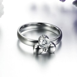 Well-Known For Its Fine Quality Female Titanium Ring With Rhinestone
