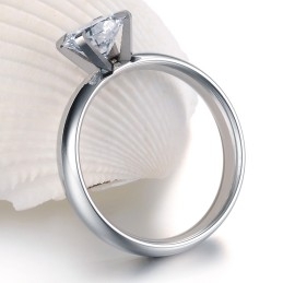 Durable In Use Female Titanium Ring With Rhinestone