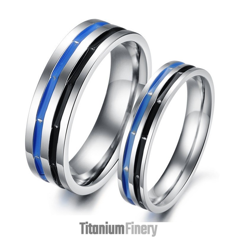 Easy To Use Blue-Black Titanium Ring For Lovers