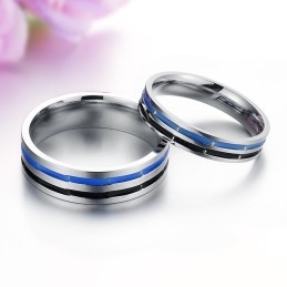 Easy To Use Blue-Black Titanium Ring For Lovers