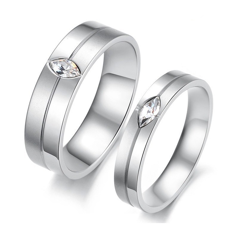 High Quality Titanium Ring For Lovers With Rhinestone