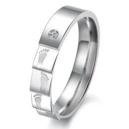High Quality Layering Titanium Ring For Lovers With Rhinestone