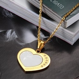 To Have A Long Story Female Sweetheart Shell Titanium Necklace