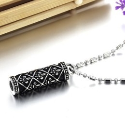 World-Wide Renown National Style Titanium Necklace