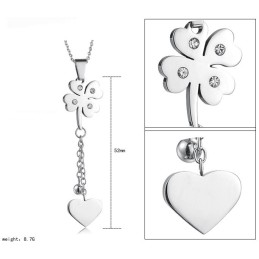 Quality And Quantity Assured Female Clover Shape Titanium Necklace
