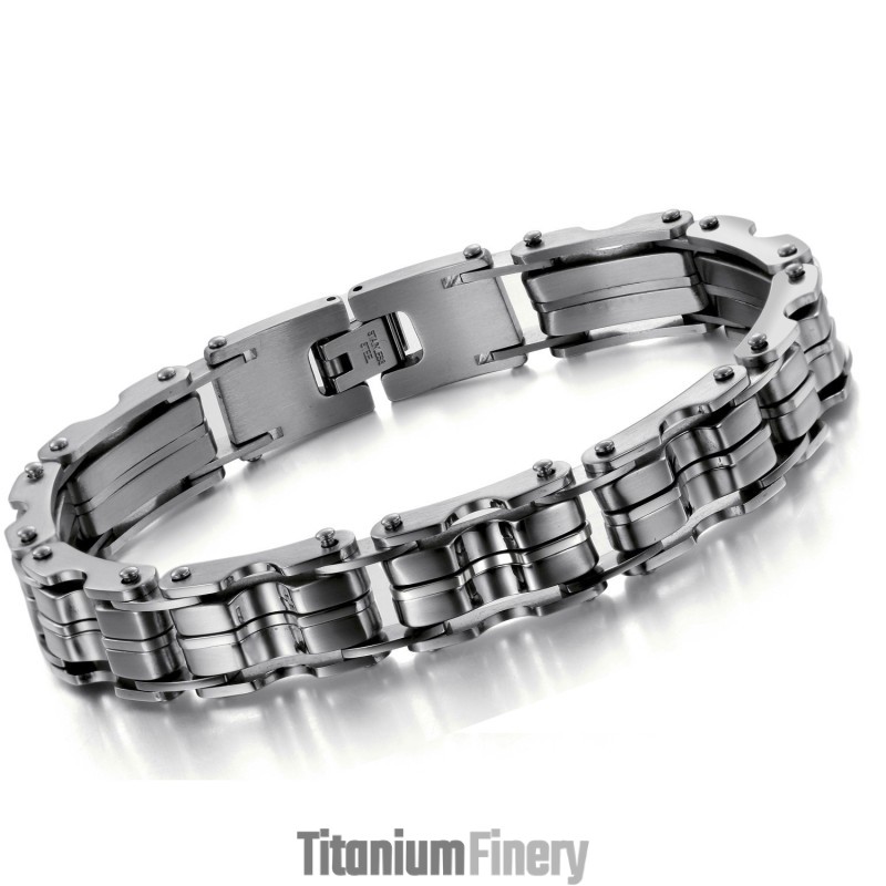 High Quality Male Classic Titanium Bracelet