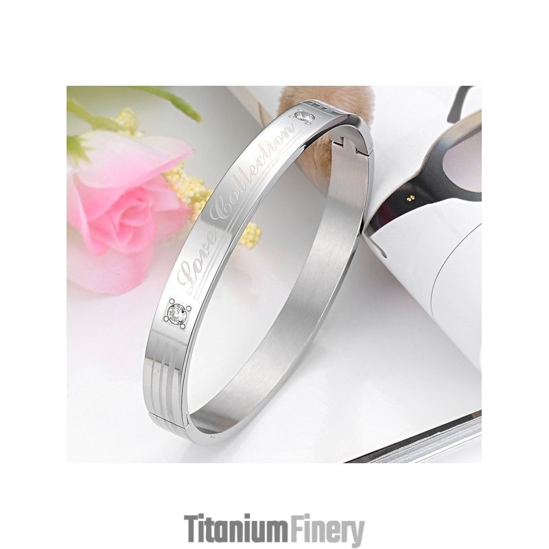 Quality And Quantity Assured Titanium Bangle For Lovers With Rhinestone Quality And Quantity Assured Titanium Bangle For Lovers With Rhinestone