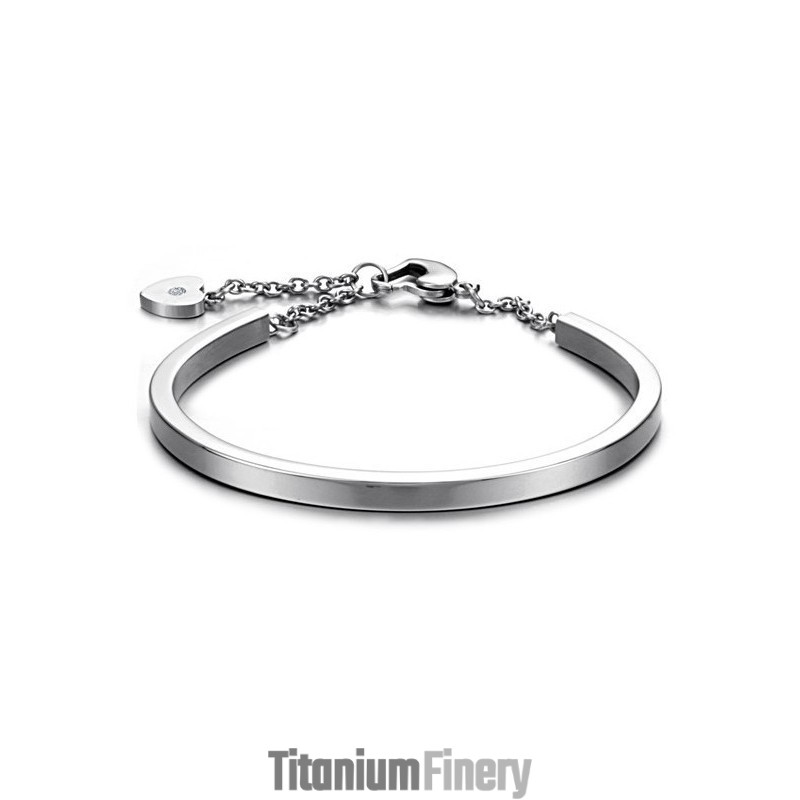 Stable Quality Female Sweetheart Titanium Bangle