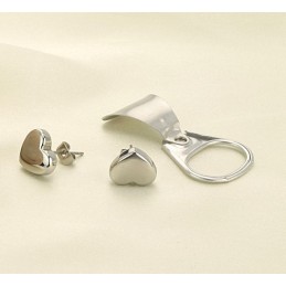 The Queen Of Quality Female Sweetheart Titanium Earrings