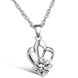 Easy To Use Female Allergy Free Platinum Plating Titanium Necklace With Rhinestone