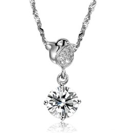 The Queen Of Quality Female Rose Shape Platinum Plating Titanium Necklace With Rhinestone