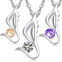 The Queen Of Quality Female Wing Shape Platinum Plating Titanium Necklace With Diamond