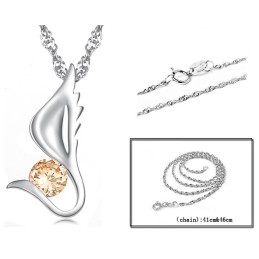 The Queen Of Quality Female Wing Shape Platinum Plating Titanium Necklace With Diamond