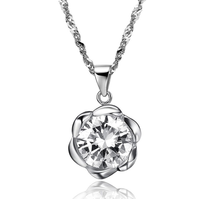 Stable Quality Female Rose Shape Platinum Plating Titanium Necklace Stable Quality Female Rose Shape Platinum Plating Titanium Necklace