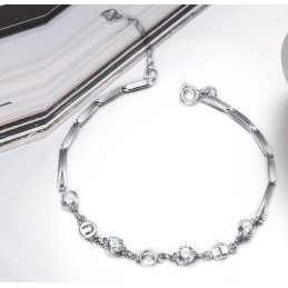 The Queen Of Quality Female Platinum Plating Titanium Bracelet With Rhinestone