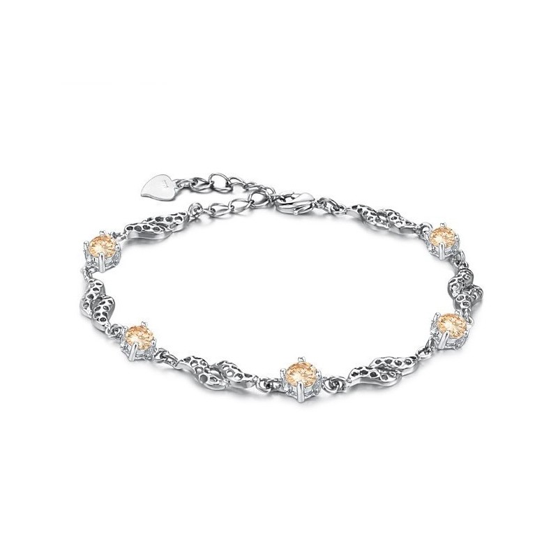 High Quality Female Hollow Platinum Plating Titanium Bracelet With Diamond High Quality Female Hollow Platinum Plating Titanium Bracelet With Diamond