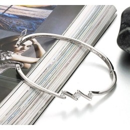 Quality And Quantity Assured Female Allergy Free Platinum Plating Titanium Bangle With Rhinestone