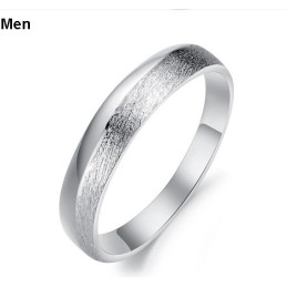 World-Wide Renown Female Platinum Plating Titanium Ring For Lovers With Rhinestone