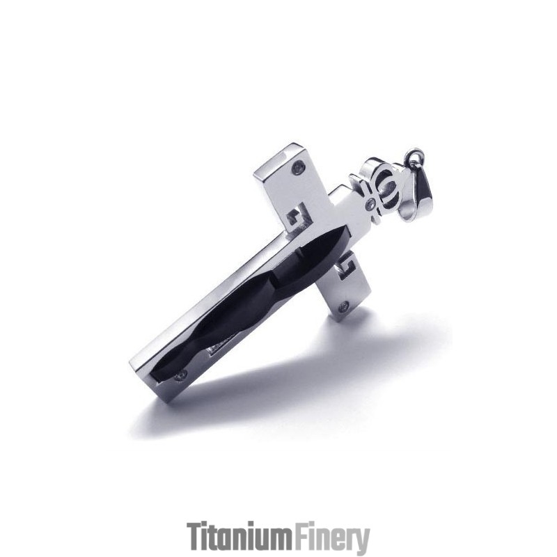 Crown Cross Titaanium Pendant - Free Chian