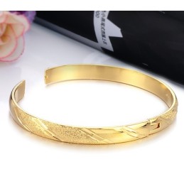 Quality And Quantity Assured Female Scrub 18K Gold-Plated Bangle