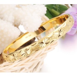 High Quality Female Elegant 18K Gold-Plated Bangle