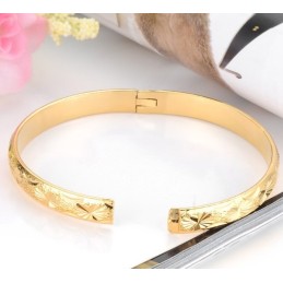 Stable Quality Female Elegant 18K Gold-Plated Bangle