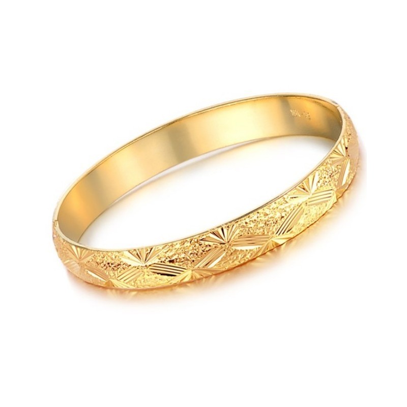High Quality Female 18K Gold-Plated Bangle High Quality Female 18K Gold-Plated Bangle