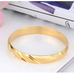 Wide Varieties Female 18K Gold-Plated Bangle