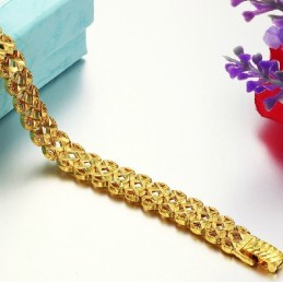 Superior Quality Female Hollow 18K Gold-Plated Bracelet