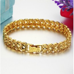 Superior Quality Female Hollow 18K Gold-Plated Bracelet