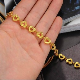 World-Wide Renown Female Sweetheart 18K Gold-Plated Bracelet