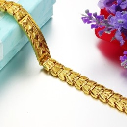 Quality And Quantity Assured Female Classic 18K Gold-Plated Bracelet