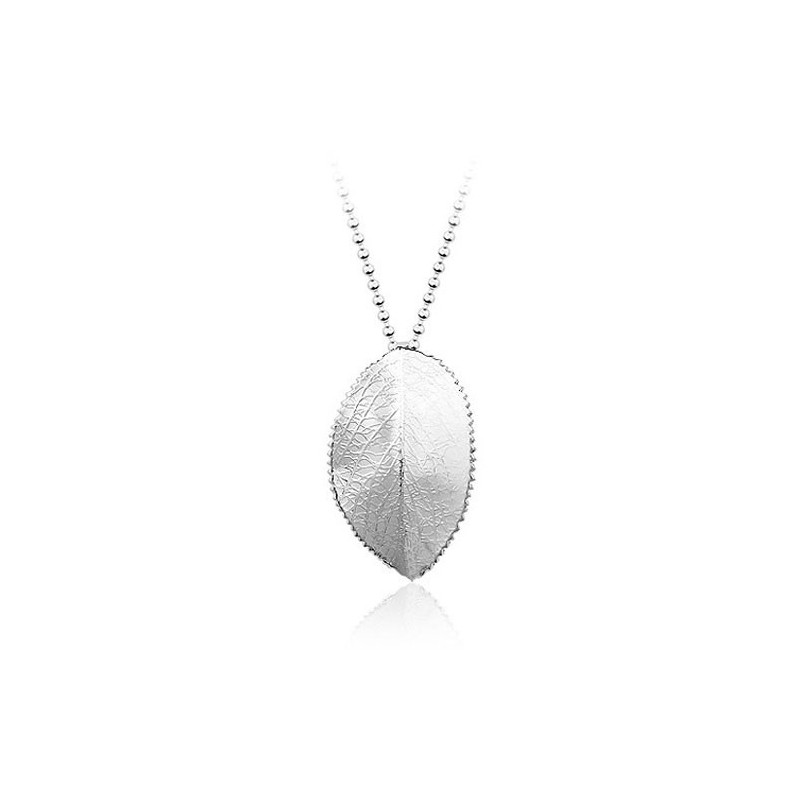 Simple Mens Leaf-Shaped Titanium Pendant - Free Chain Simple Mens Leaf-Shaped Titanium Pendant - Free Chain