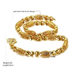 World-Wide Renown Female Hollow 18K Gold-Plated Necklace