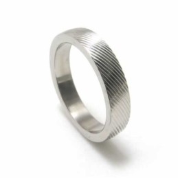 Cross Grain 4Mm Titanium Ring