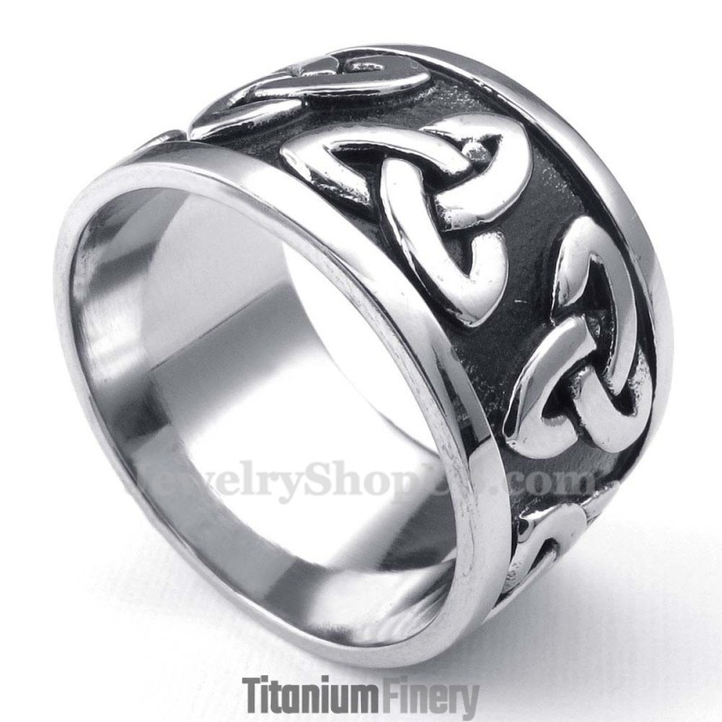 Titanium Irish Knot Ring