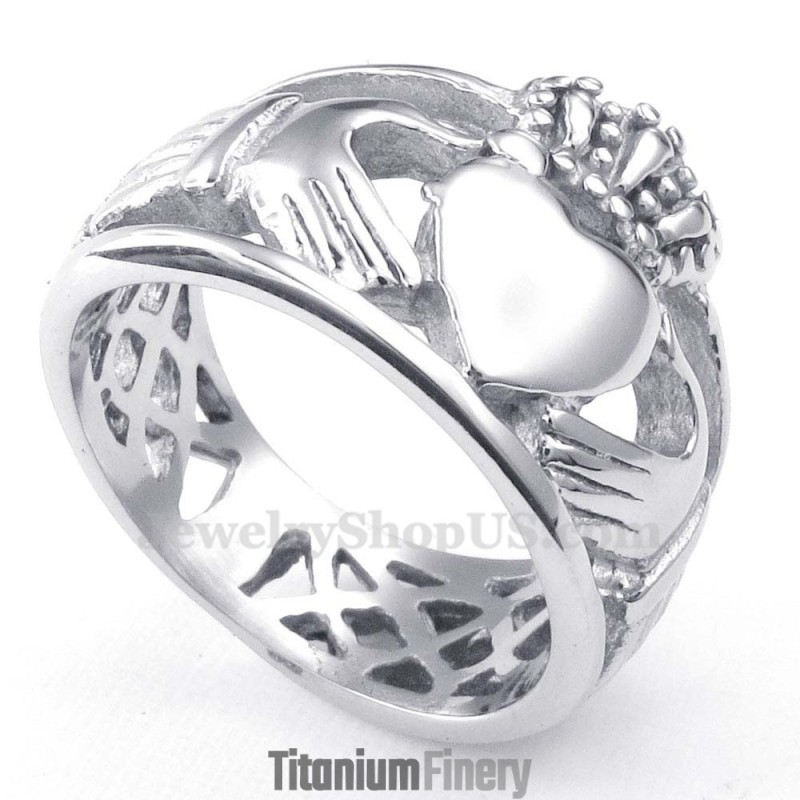 Hands Hugs Up Heart Titanium Ring Hands Hugs Up Heart Titanium Ring