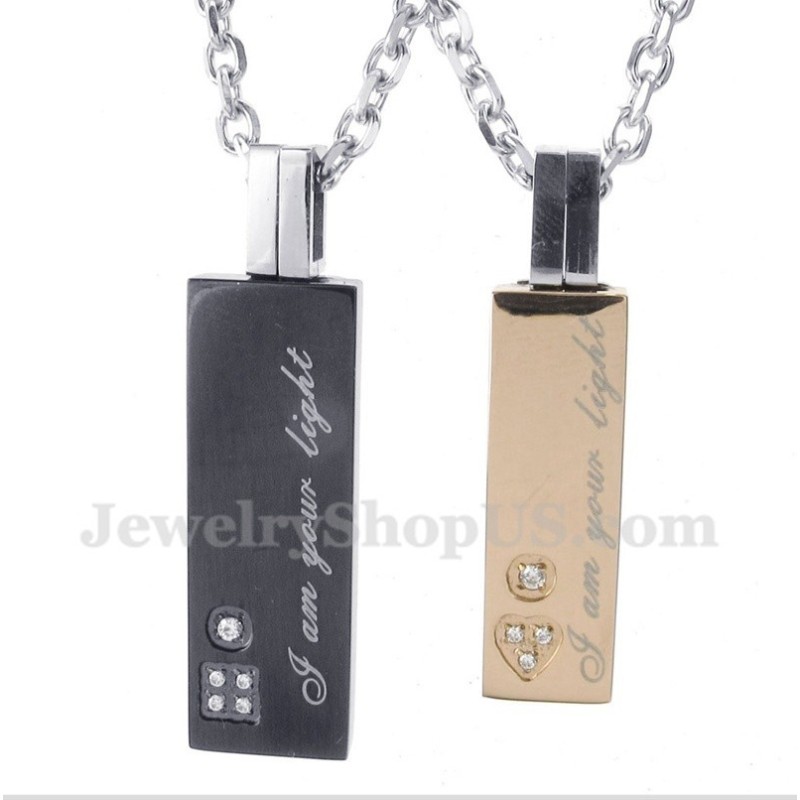 Titanium Love Couple'S Pendant With Free Chain (One Pair) Titanium Love Couple'S Pendant With Free Chain (One Pair)