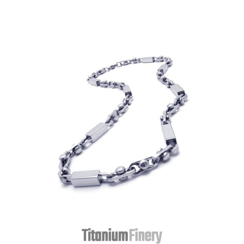 21.9 Inch Titanium Silver Cuboid Necklace