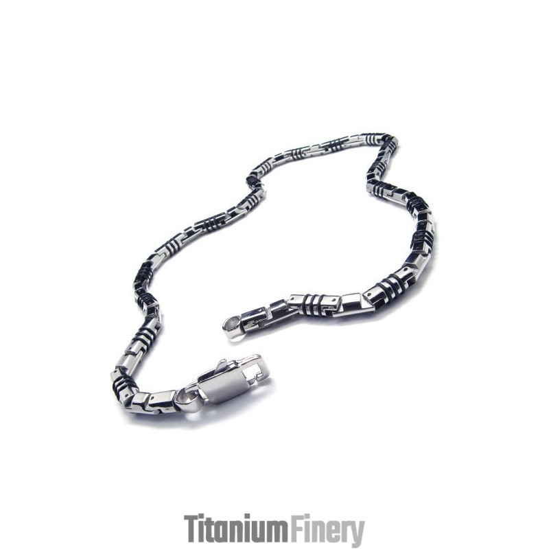 19.9 Inch Titanium Silver Cuboid Necklace 19.9 Inch Titanium Silver Cuboid Necklace
