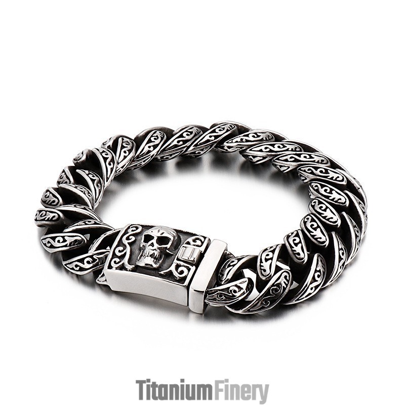 Cool Titanium Skull Bracelet Chic Men's Titanium Fashion Jewelry Cool Titanium Skull Bracelet Chic Men's Titanium Fashion Jewelry