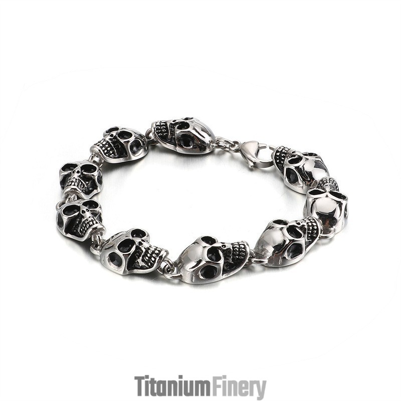 Exaggerated Cool Skull Titanium Bracelet For Men